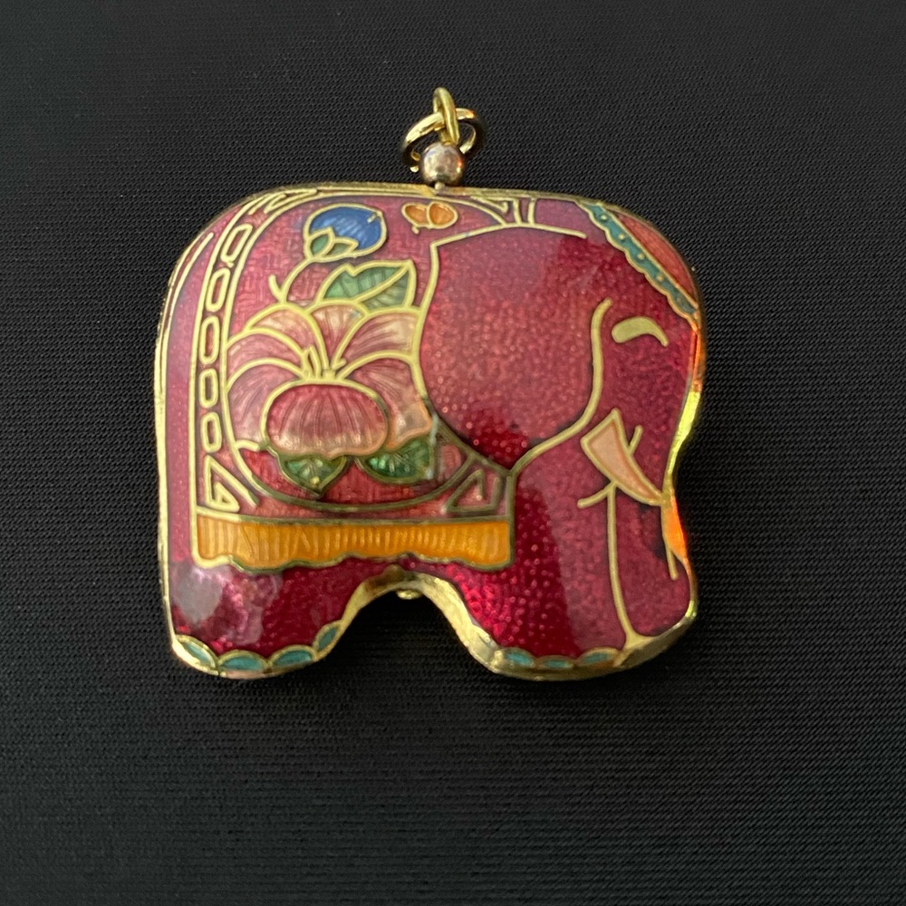 Vintage Cloisonné Elephant Jewelry Pendant Red Gold